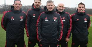 Мика Ричардс: Ман Юнайтед участва в борбата за титлата