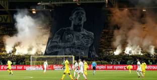 Глобиха Нант заради фойерверки в чест на Сала