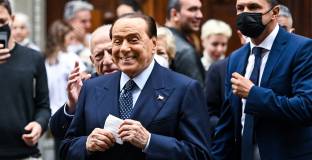  Берлускони: Нямаме търпение да предизвикаме Милан 