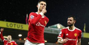 Трудна победа над Норич вкара Юнайтед в Топ 4 (видео)