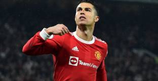   Карагър: Трансферът на Роналдо показа, че Ман Ю. е малък