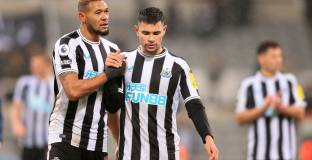 Нюкасъл - Лийдс 0:0 