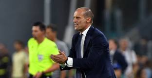  Ювентус няма да уволнява Алегри 