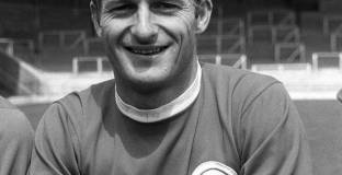  Почина легенда на Ливърпул