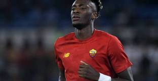   Арсенал е готов да похарчи 50 милиона за Ейбрахам