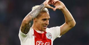  Антони оказва натиск върху Аякс заради Ман Юнайтед 