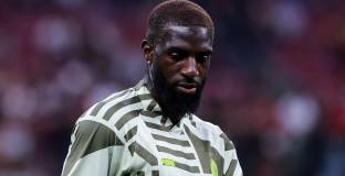 Бакайоко възнамерява да разтрогне с Челси