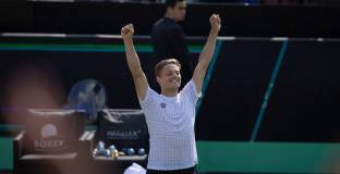 205-та ракета в света отнесе Медведев за час