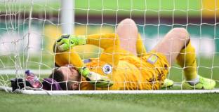 Вила загуби Хийтън и Уесли до края на сезона