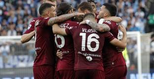 Торино прекъсна победната серия на Лацио (видео)