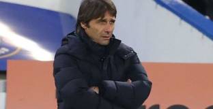  Конте: Не можеш дълго да живееш с добра лъжа