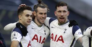 Бейл се развихри в победа над Бърнли (видео)