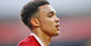 Александър-Арнолд: Клоп ми каза за националния 