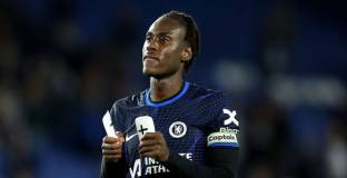 Челси изолира Чалоба от първия отбор