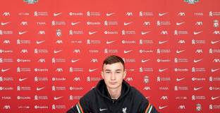 Ливърпул подписа контракт с „полския Меси” 