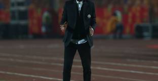 Камерун смени треньора по указание на президента