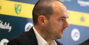 Бившият директор на Норич се извини за коментарите си