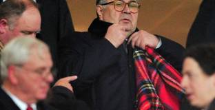 Висшата лига ще проверява сделката между Евертън и Усманов