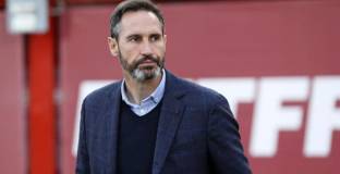 Треньорът на Осасуна: Ще се опитаме да победим Барса