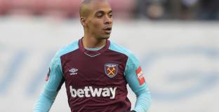 Валенсия и Виляреал се интересуват от Жоао Марио 