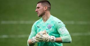 Ман Юнайтед иска да върне Джонстън