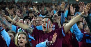 Арестуваха двама заради хомофобия