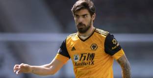 Арсенал започна преговори за Невеш