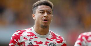 Барселона и Милан следят  Лингард