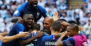 Бивш вицепрезидент на Галатасарай: Емигранти от Африка играят за Франция 