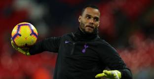 Ворм напусна Тотнъм