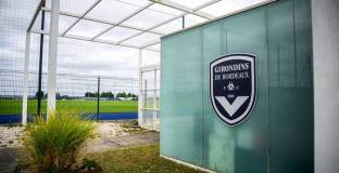 Бордо уволни почти 100 човека след изпадането си