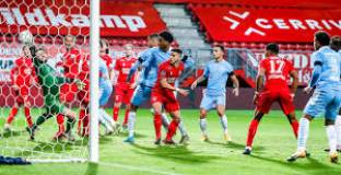 Твенте - ПСВ Айндховен 1:1 