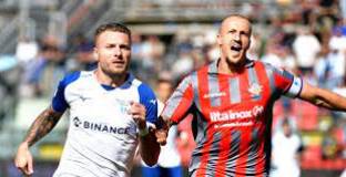 Лацио с лесна победа над новак в Серия А (видео)