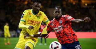 Нант - Олимпик Лион 0:0 