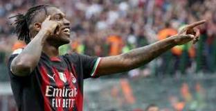 Милан - Лече 2:0 