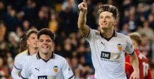 Валенсия - Виляреал 3:1 