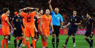 За първи път от 1938 година британски рефери няма да има на Световно 