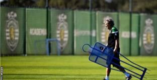 Фенове на Спортинг нападнаха играчи на базата 