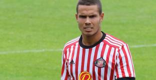 Бивш играч на Сити преминава прегледи в Рома