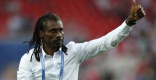 Алиу Сисе може да не е на пейката срещу Англия