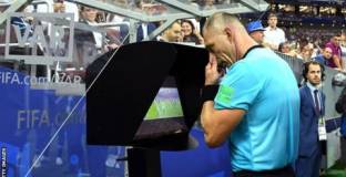 Клубовете в Англия ще обсъдят въвеждането на VAR