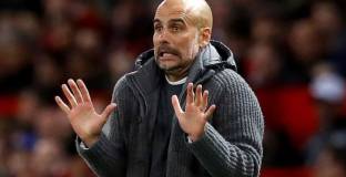 Карагър и Невил знаят как да отнемат титлата от Сити