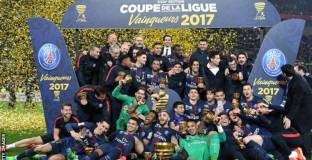 Във Франция се отказаха от Купата на Лигата