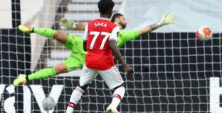 Уувърхемптън - Арсенал 0:2 