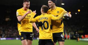 Уувърхемптън - Лестър Сити 2:1 