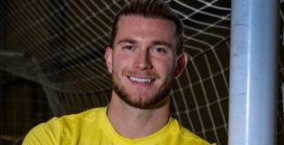 Кариус подписа с Нюкасъл Юнайтед 