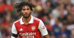 Елнени претърпя операция