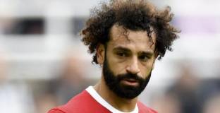 Сунес: Салах флиртува със саудитите 