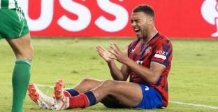 Арис Лимасол - Рейнджърс 2:1 