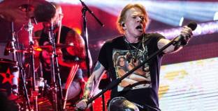 Guns N’ Roses забиват в София, ще има ли реакция от БФС този път?